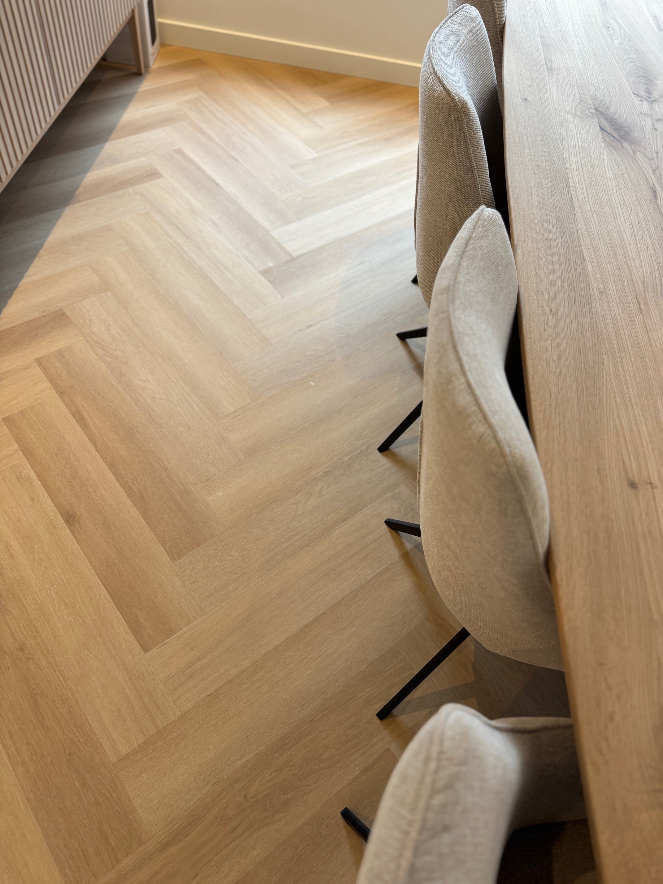 Amber Velvet Eiken Klik PVC Visgraat XL